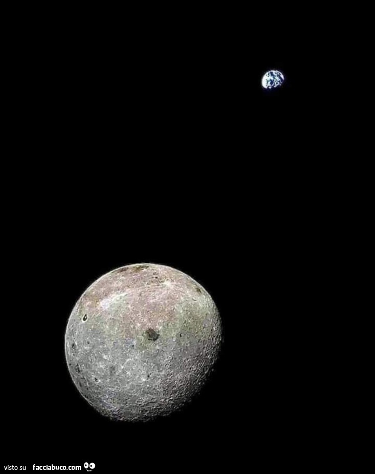 La terra dalla luna