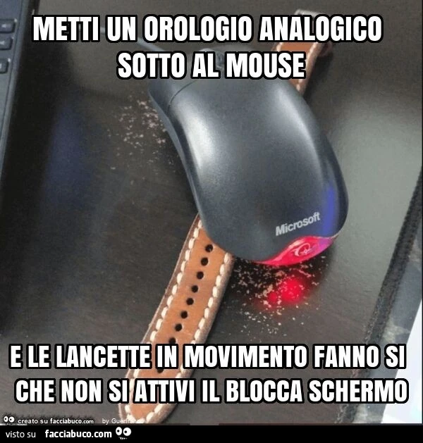 Metti un orologio analogico sotto al mouse e le lancette in movimento fanno si che non si attivi il blocca schermo