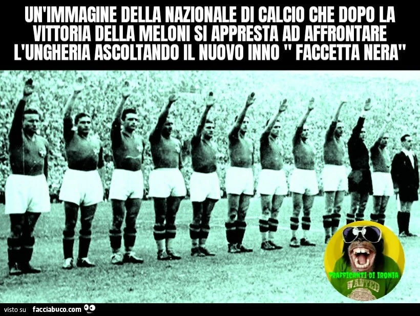 Un immagine della Nazionale di calcio che dopo la Vittoria della meloni