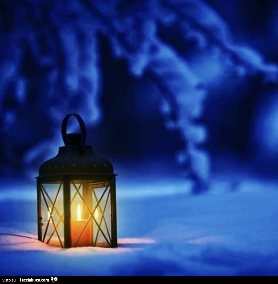 Lanterna nella neve